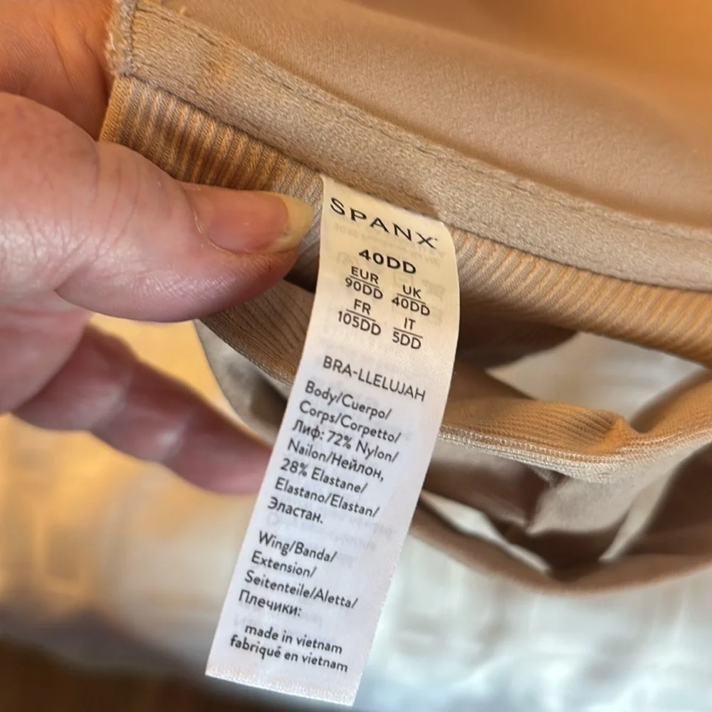 Spanx Bra-llelujah! Lightly Lined Full Coverage Front Hook Underwire Bra